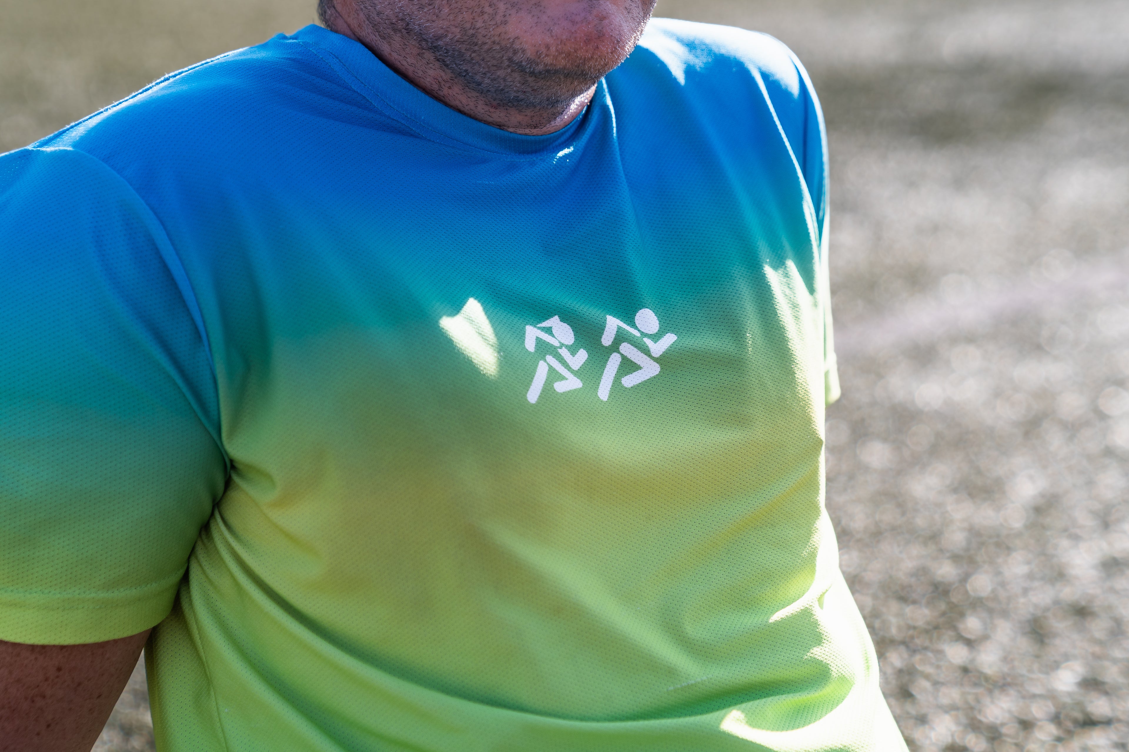 Polera Deportiva de Hombre - Multicolor